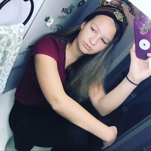 Meet your Posher, Abby